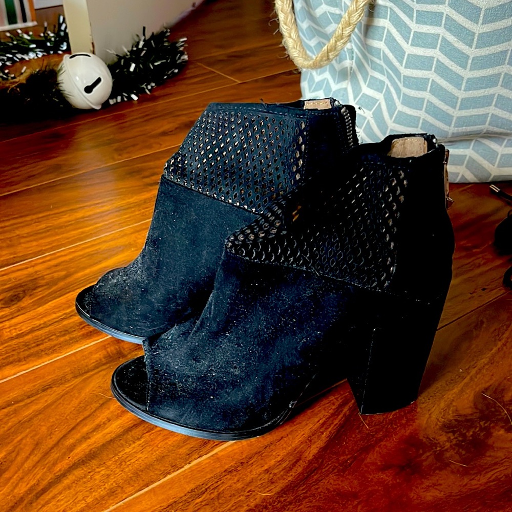 Black booty heels